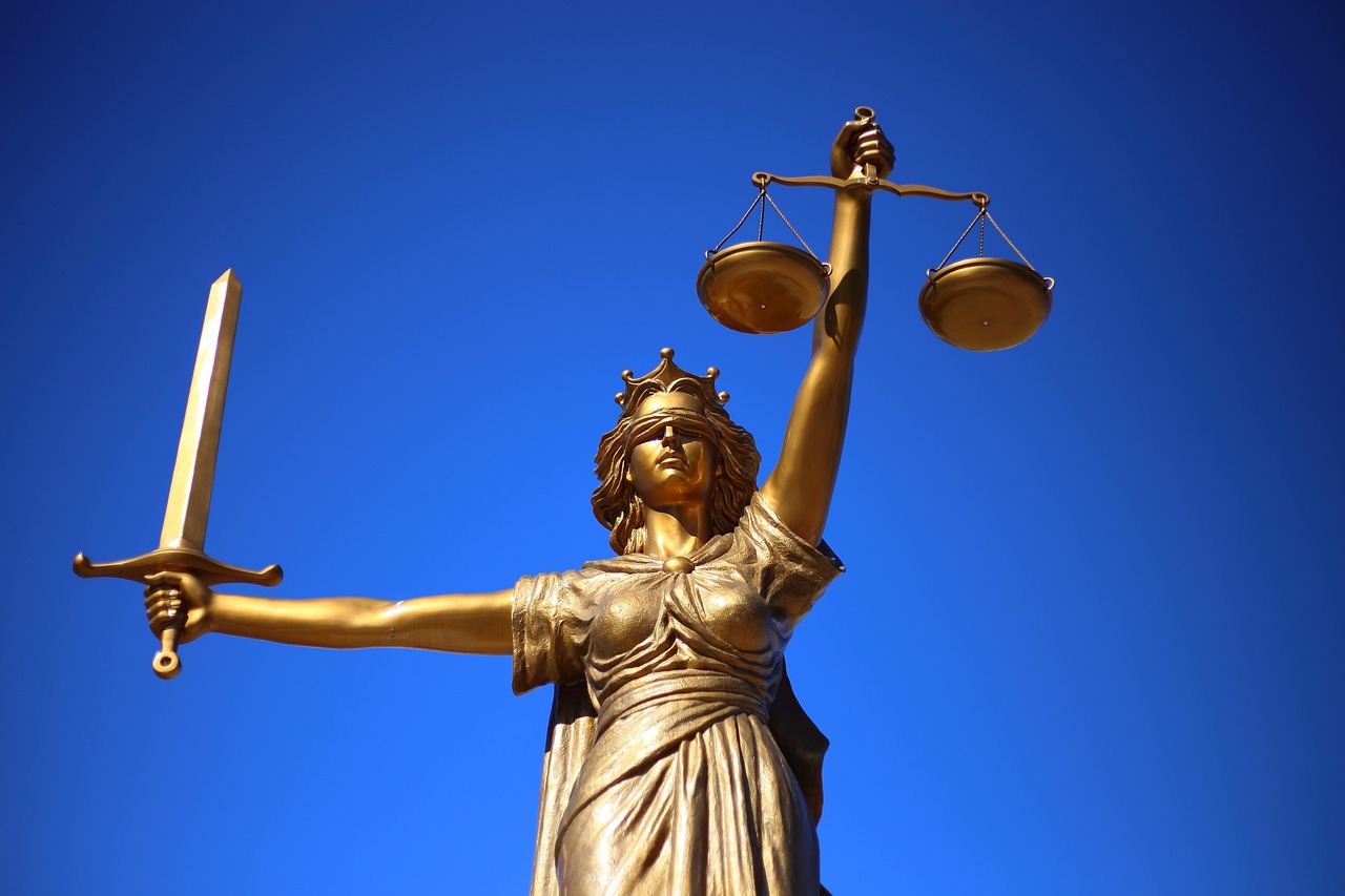 Legal and Ethical Issues in CISM