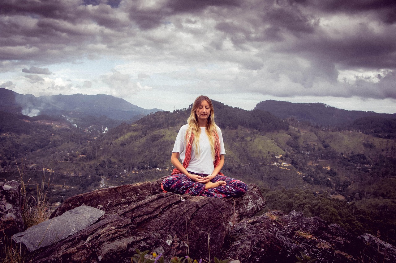 Integrating Nature Elements in Aquatic Meditation
