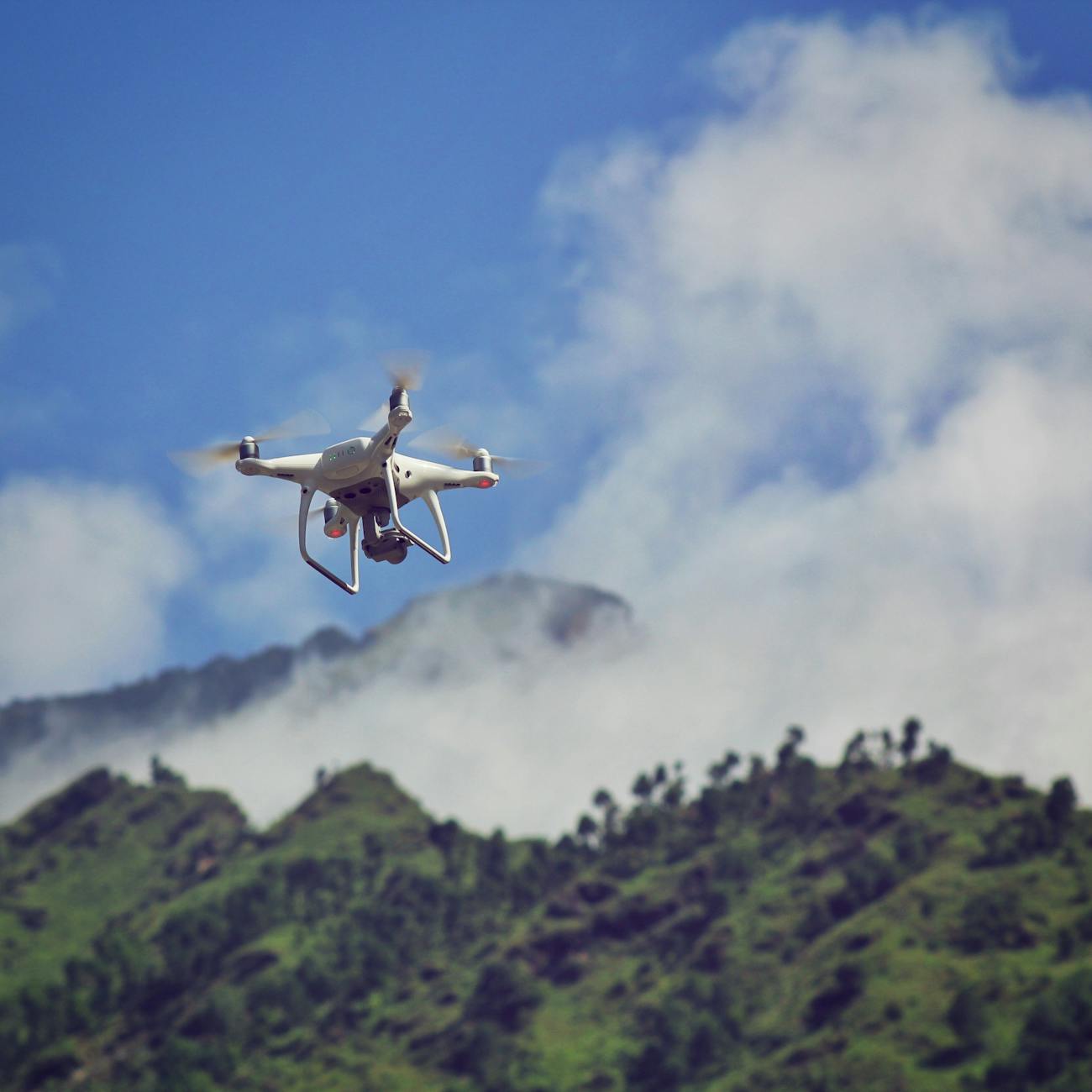 UAV Technology and Flight Mechanics  