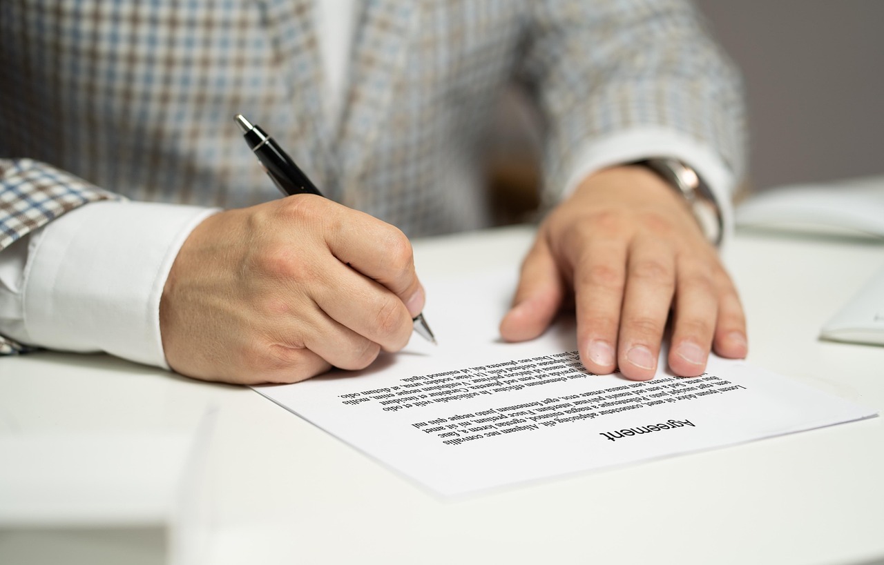 Smart Contracts and Legal Considerations
