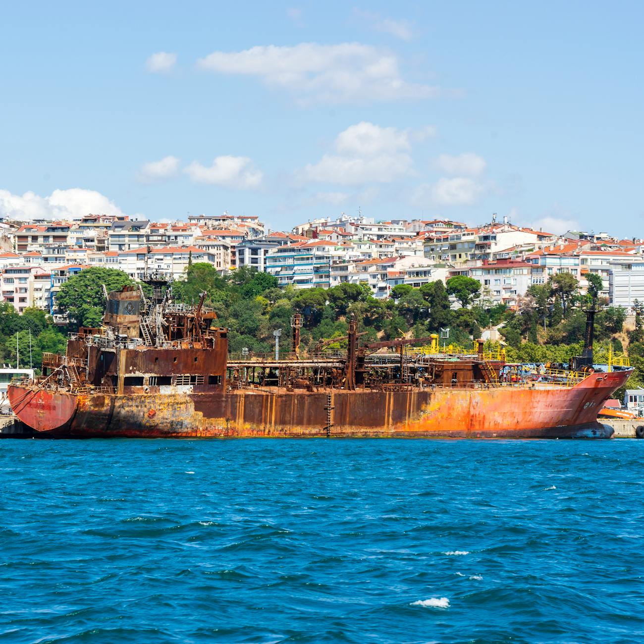 Risk Assessment in Marine Salvage
