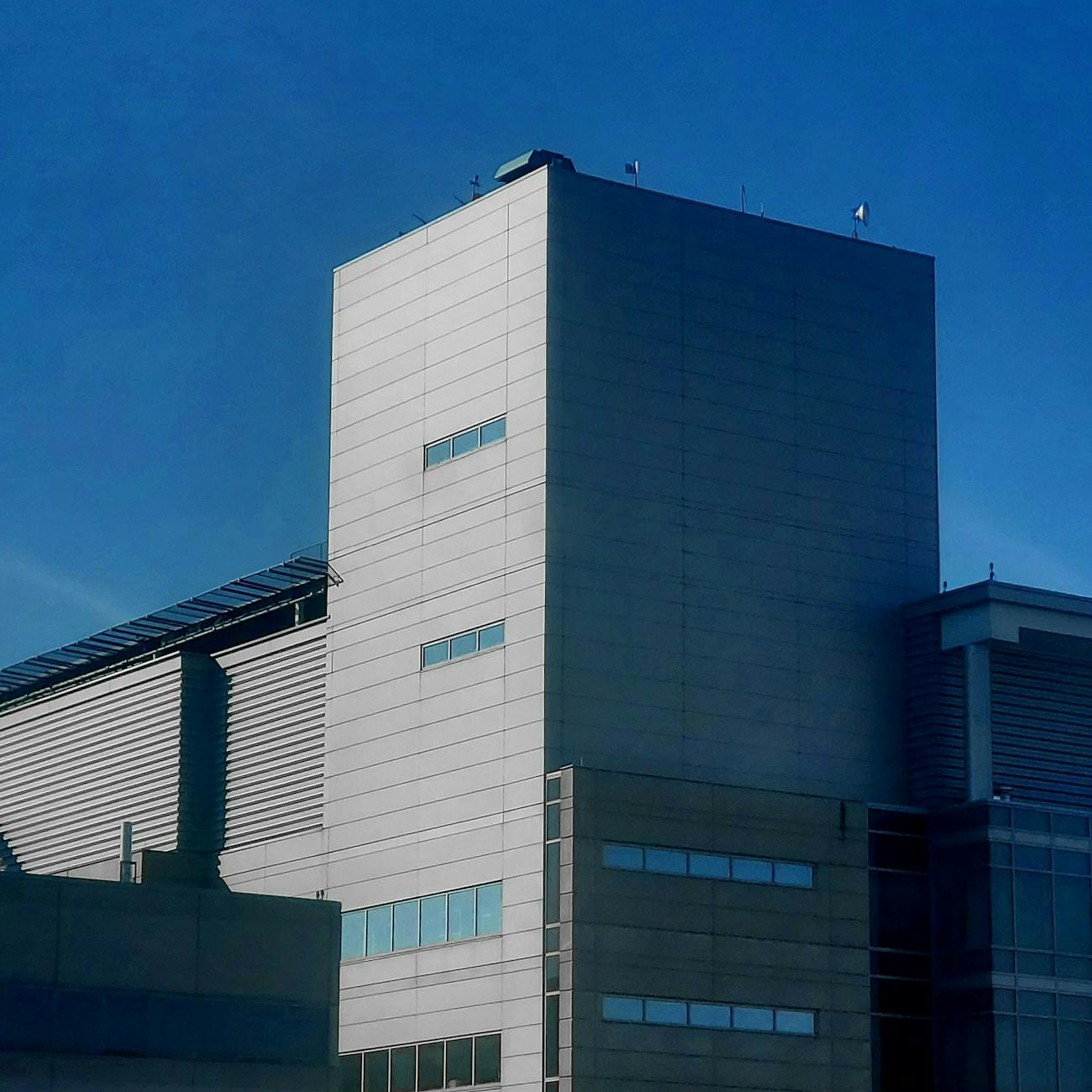 Resource Management in Healthcare Projects