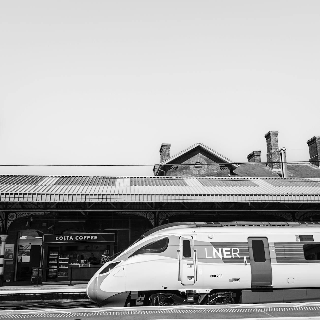 Maintaining cleanliness and order in train station retail areas