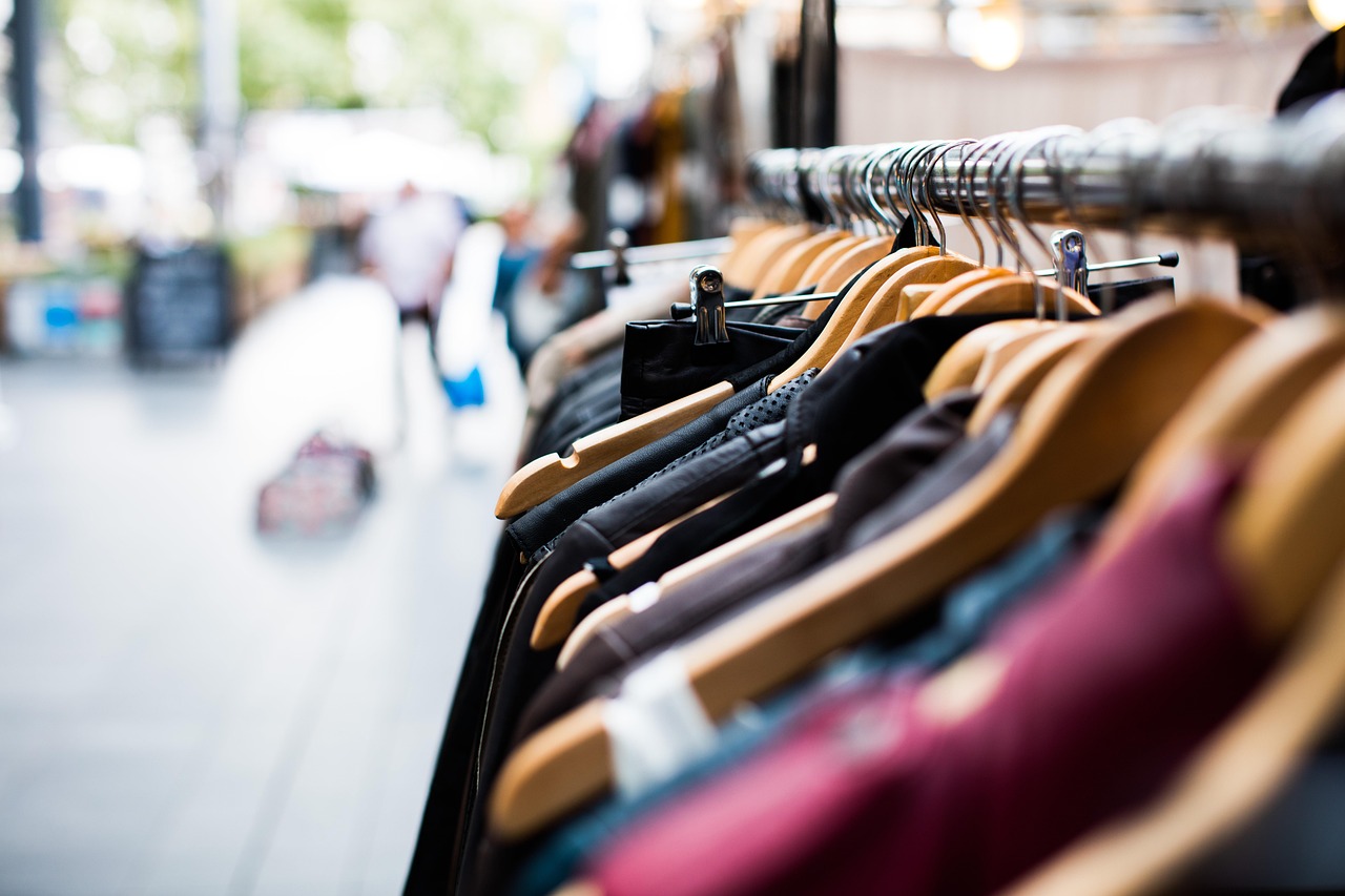 Introduction to E-Textiles and Smart Clothing