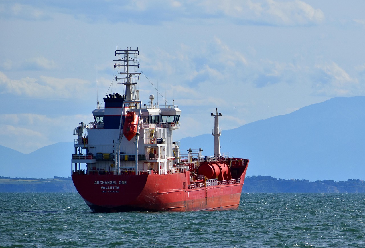 Weather Routing and Voyage Planning