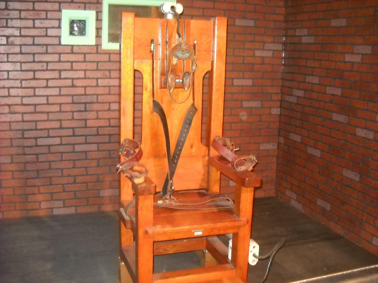 Domestic Prosecutions of War Crimes
